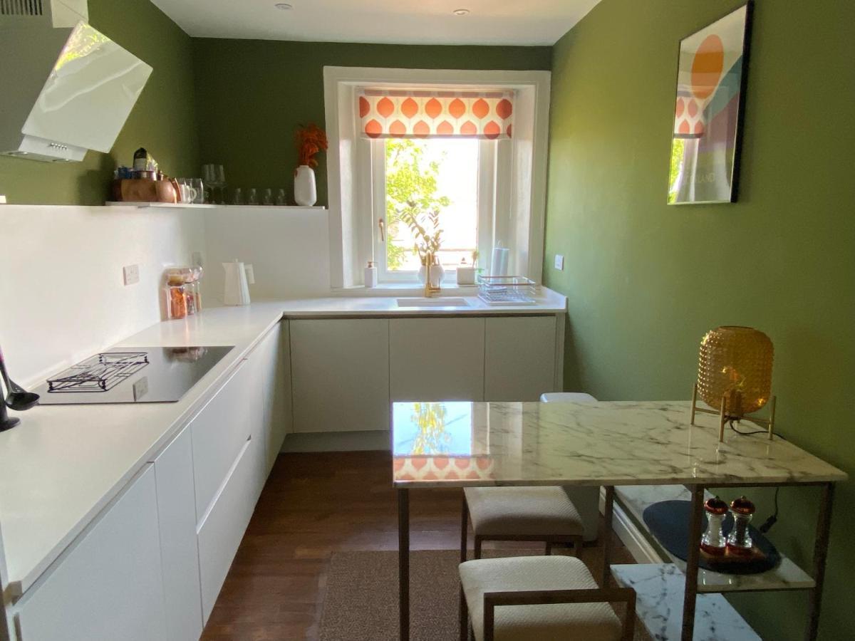 Arbroath Luxury Apartment In Mcm Style Екстер'єр фото